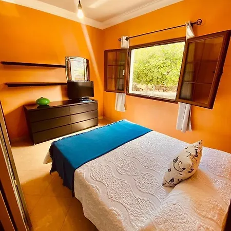 Villa Rural Los Abuelos بيت للعطل *