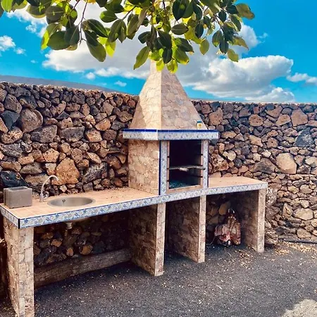 Villa Rural Los Abuelos Holiday home *